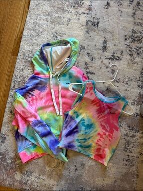 Nike Tie-Dye Cropped Hoodie & Tank